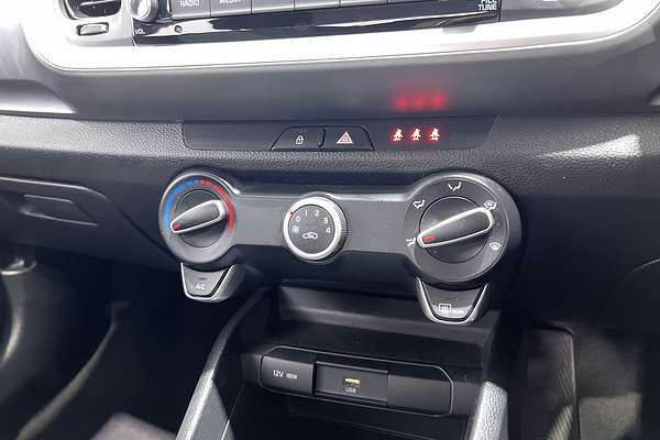 2022 Kia Stonic S YB