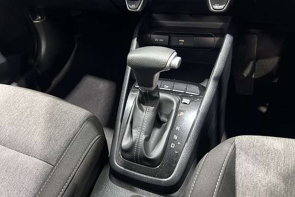 2022 Kia Stonic S YB