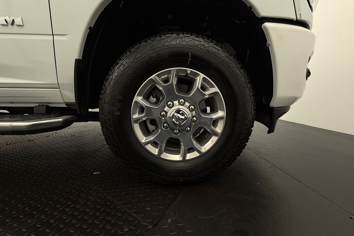 2024 RAM 2500 Laramie Rambox DJ 4X4