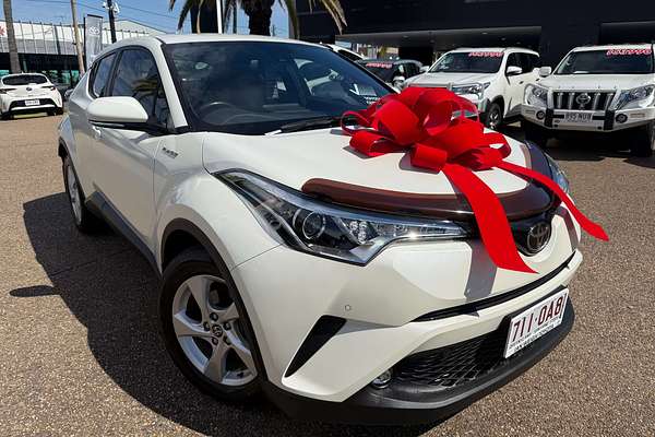 2019 Toyota C-HR  NGX10R