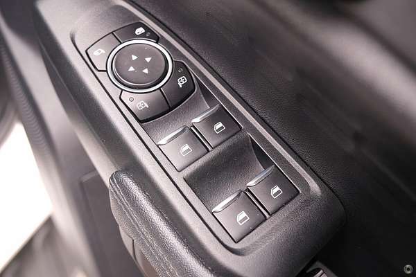 2025 Ford Everest Ambiente 2.0L