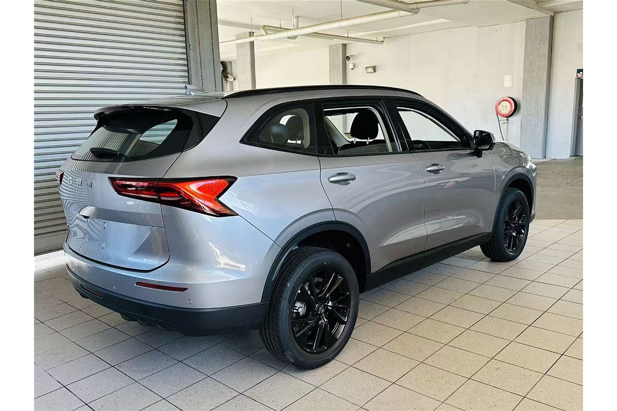 H6 Facelift Lux Auto 4X2