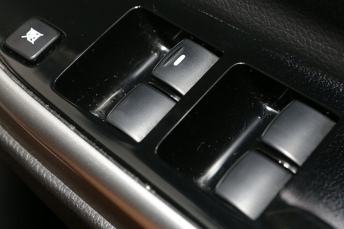 2020 Mitsubishi Triton GLS Premium MR 4X4