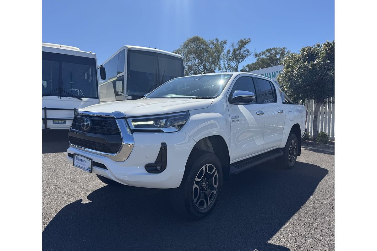 2020 Toyota Hilux SR5 GUN126R 4X4
