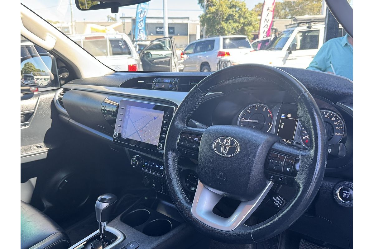 2020 Toyota Hilux SR5 GUN126R 4X4