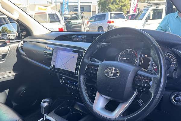 2020 Toyota Hilux SR5 GUN126R 4X4