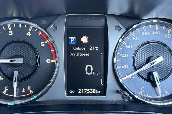 2020 Toyota Hilux SR5 GUN126R 4X4