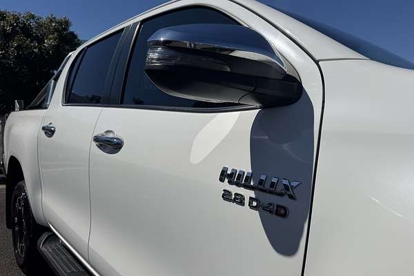 2020 Toyota Hilux SR5 GUN126R 4X4