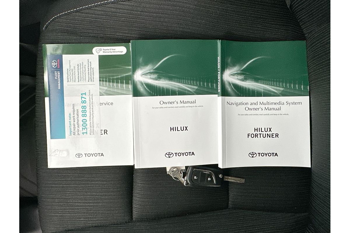 2022 Toyota Hilux SR GUN126R 4X4