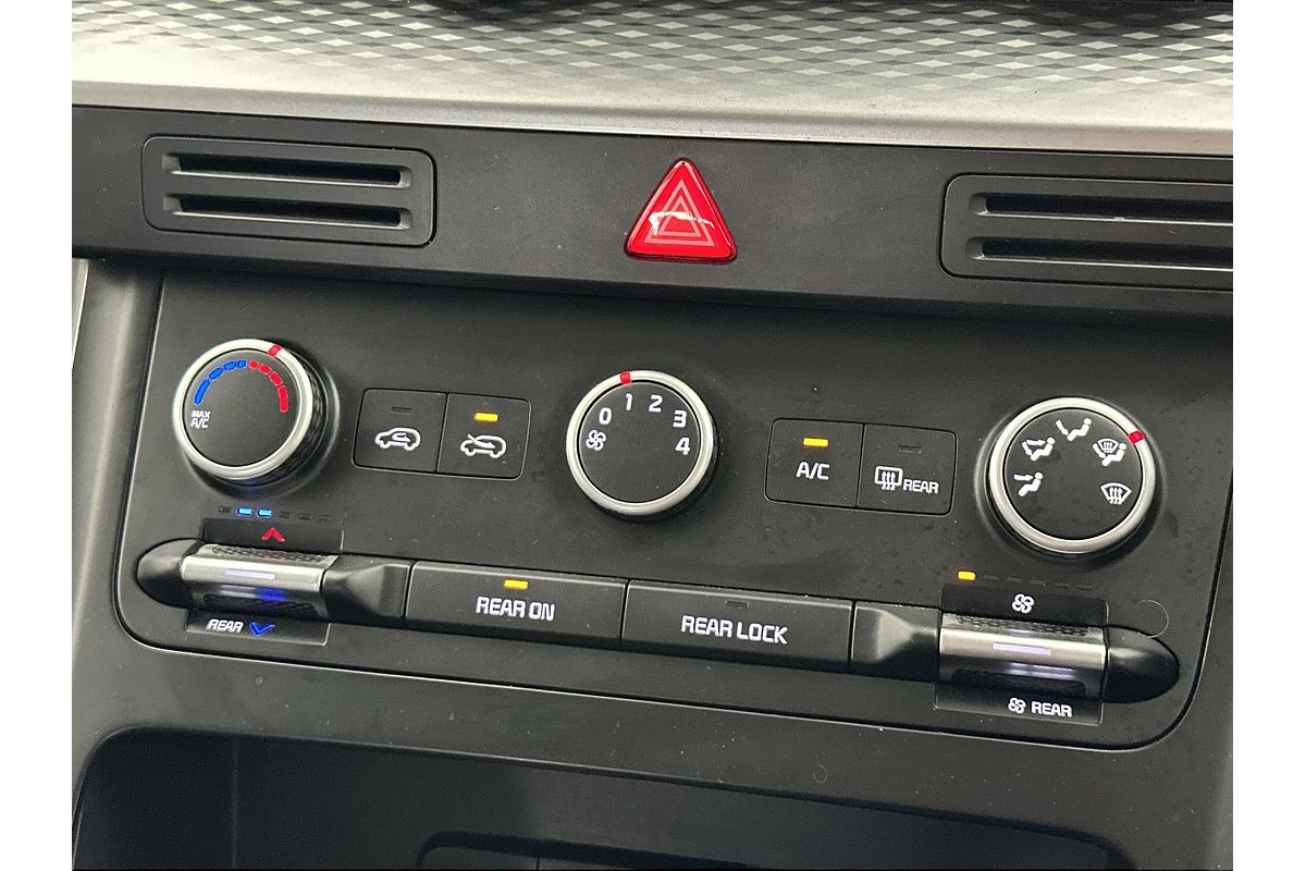 2022 Kia Carnival S KA4