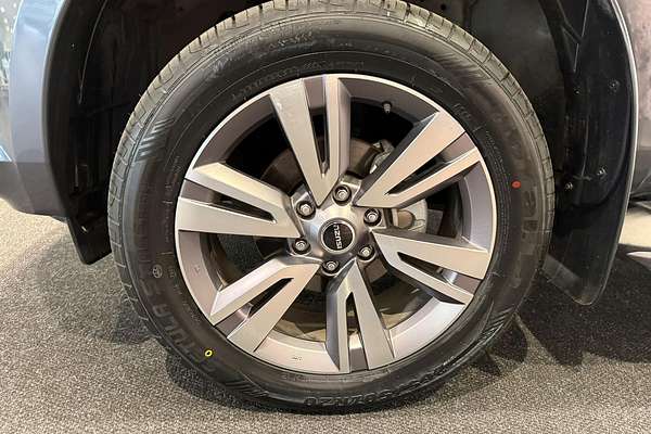 2024 Isuzu MU-X LS-T