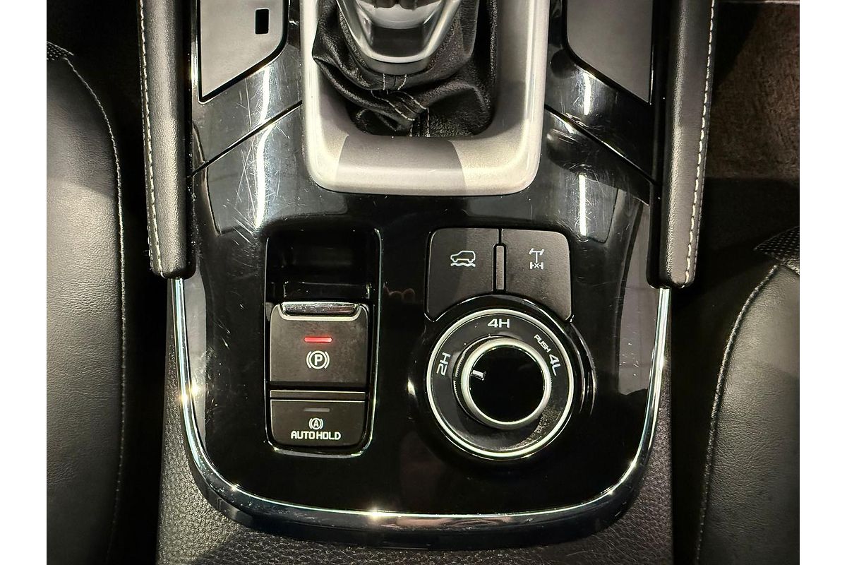 2024 Isuzu MU-X LS-T