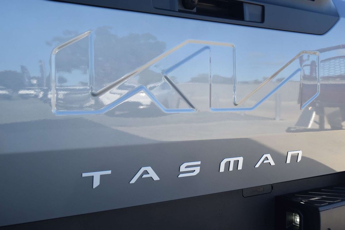 2025 Kia Tasman SX TK 4X4
