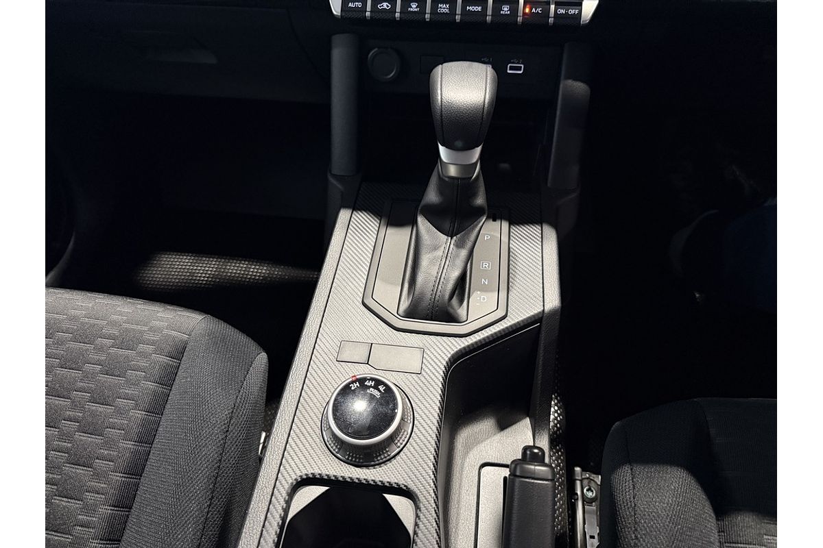 2024 Mitsubishi Triton GLX MV 4X4