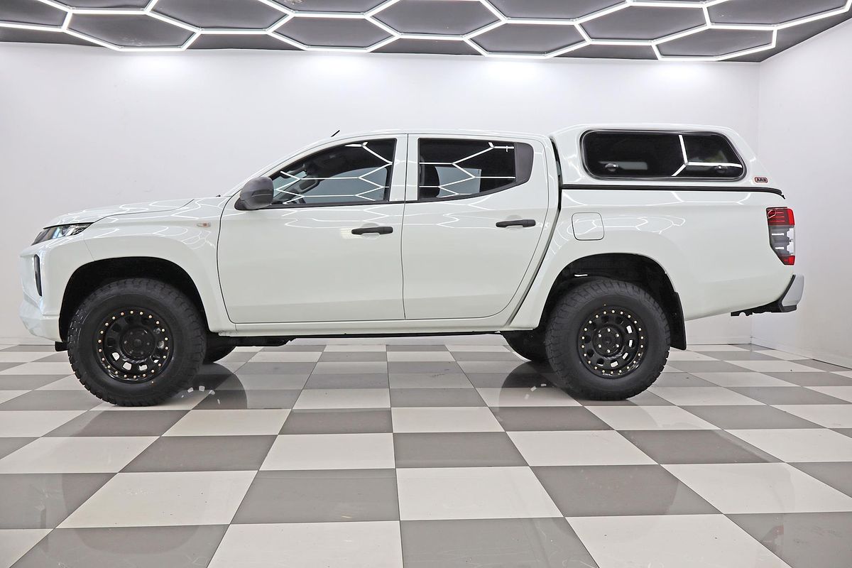 2021 Mitsubishi Triton GLX MR Rear Wheel Drive