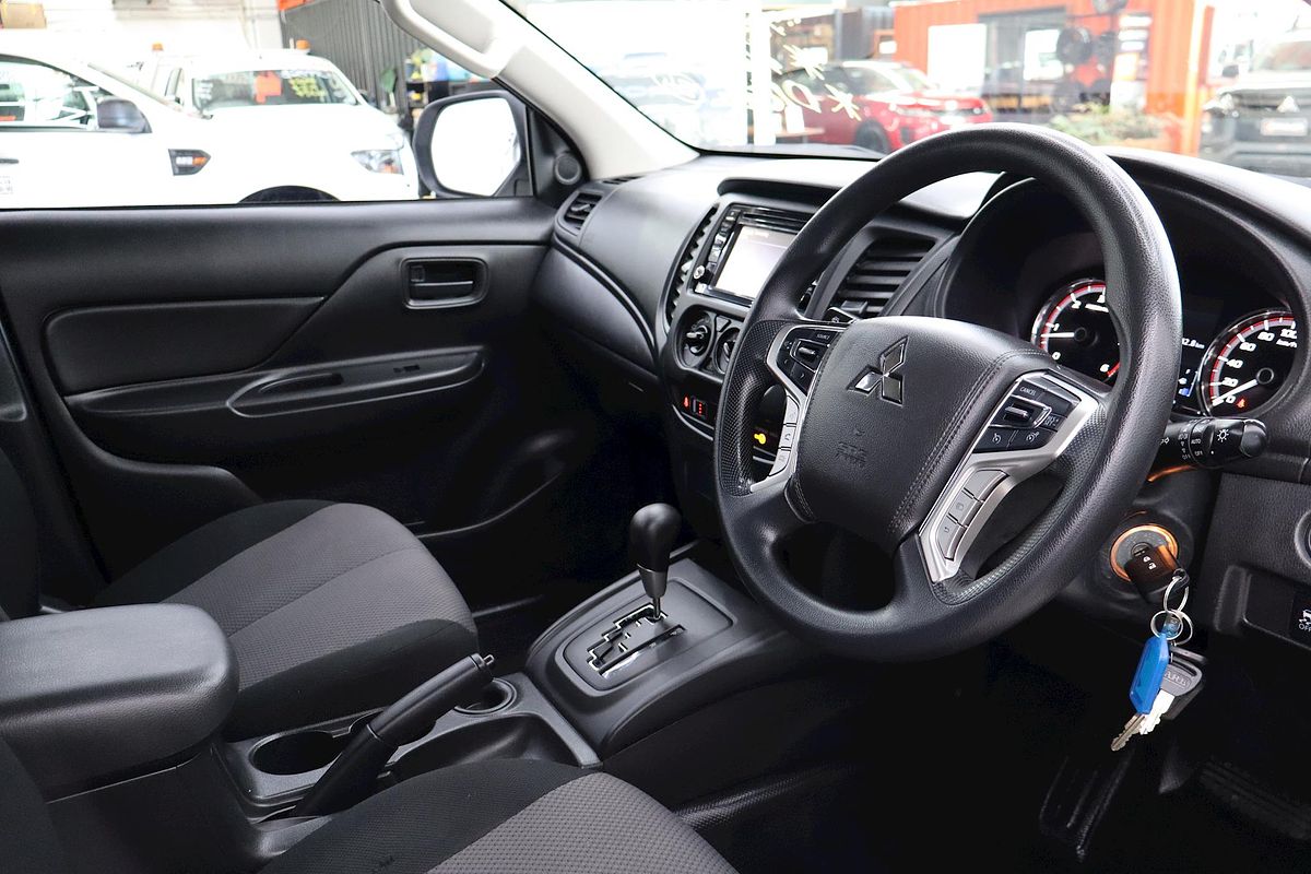 2021 Mitsubishi Triton GLX MR Rear Wheel Drive