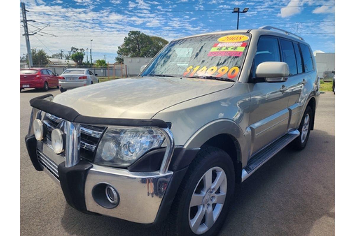 2007 Mitsubishi Pajero VR-X NS