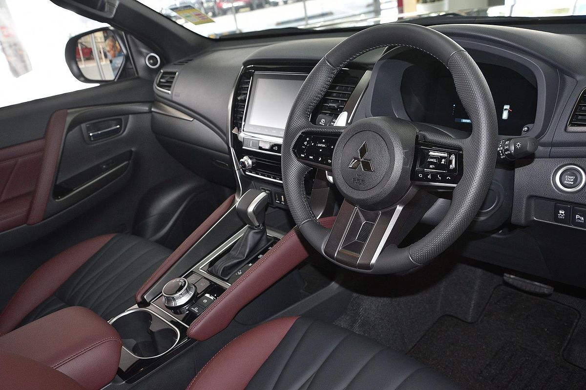 2025 Mitsubishi Pajero Sport GSR QG