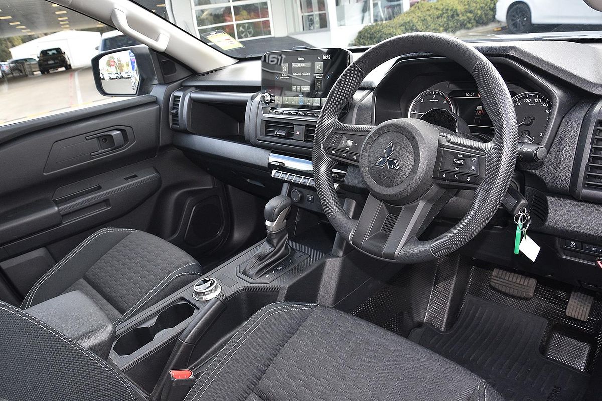 2025 Mitsubishi Triton GLX+ MV 4X4