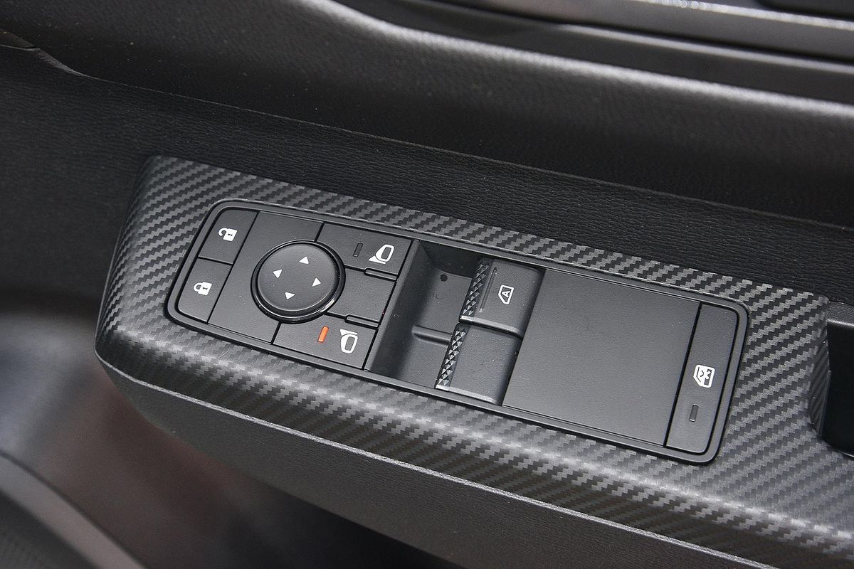 2025 Mitsubishi Triton GLX MV Rear Wheel Drive