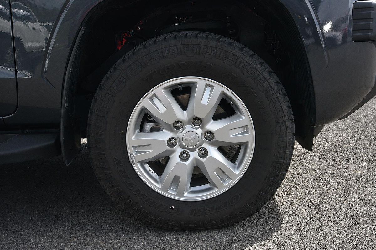 2025 Mitsubishi Triton GLX+ MV 4X4