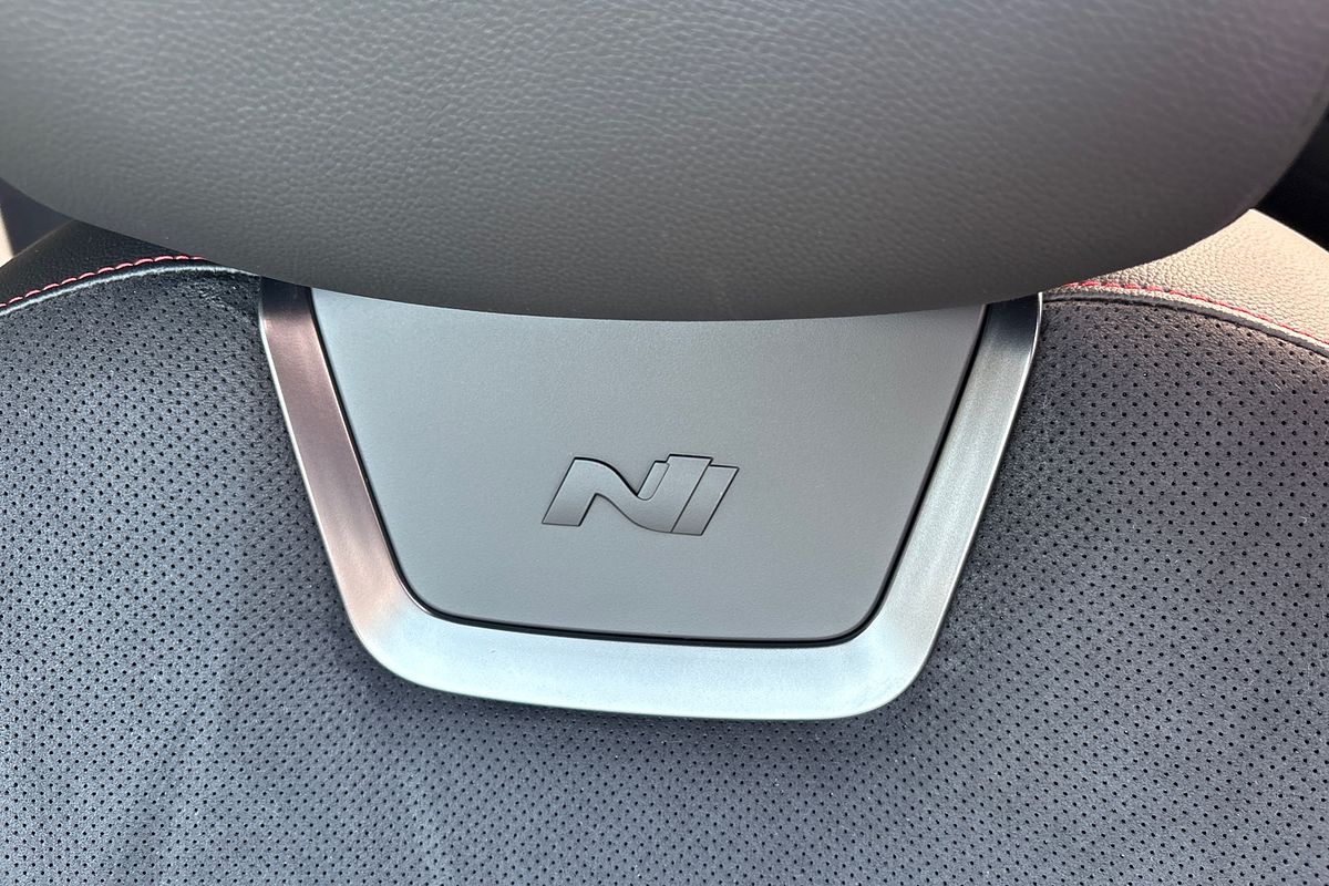 2025 Hyundai Tucson Premium N Line NX4.V4