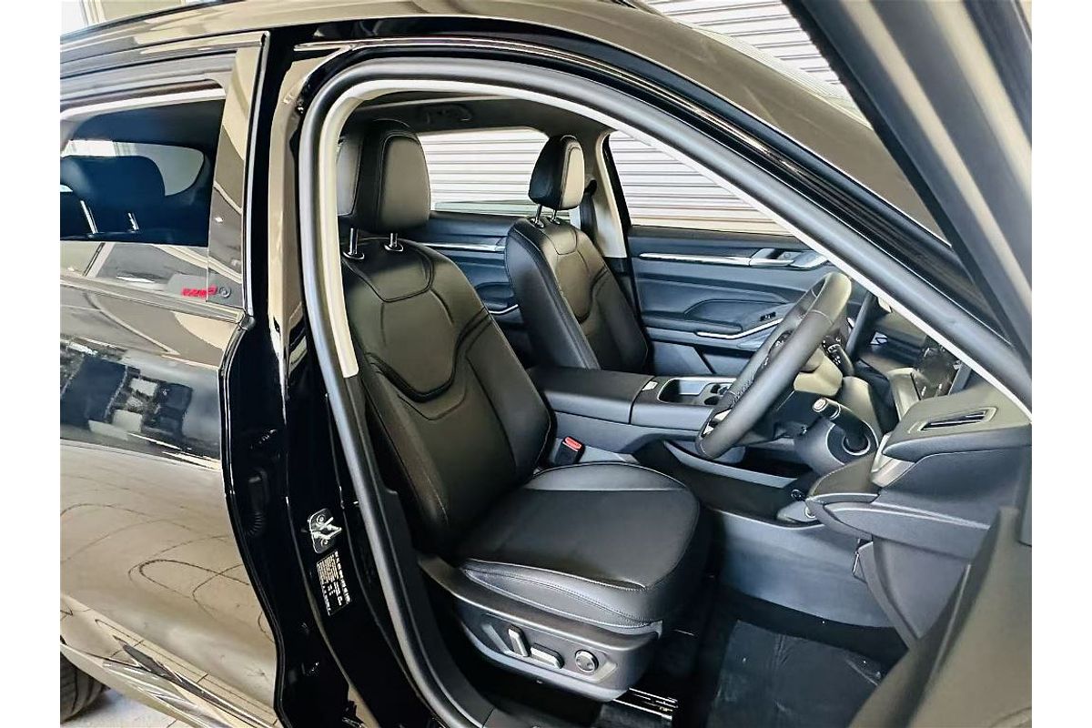 H6 Facelift Ult Auto Hybrid 4X2