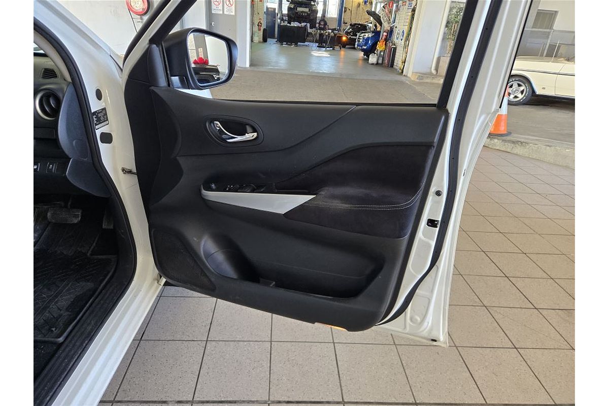 NAVARA NP300 D23 RX (4x2) 2.3L DT4 DIESEL TURBO F/INJ 7 SP AUTOMATIC DOUBLE CAB UTILITY 
