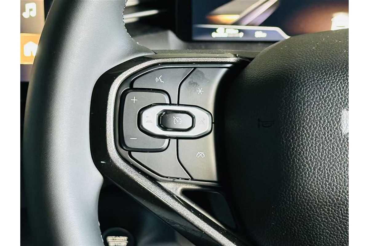 H6 Facelift Lux Auto 4X2