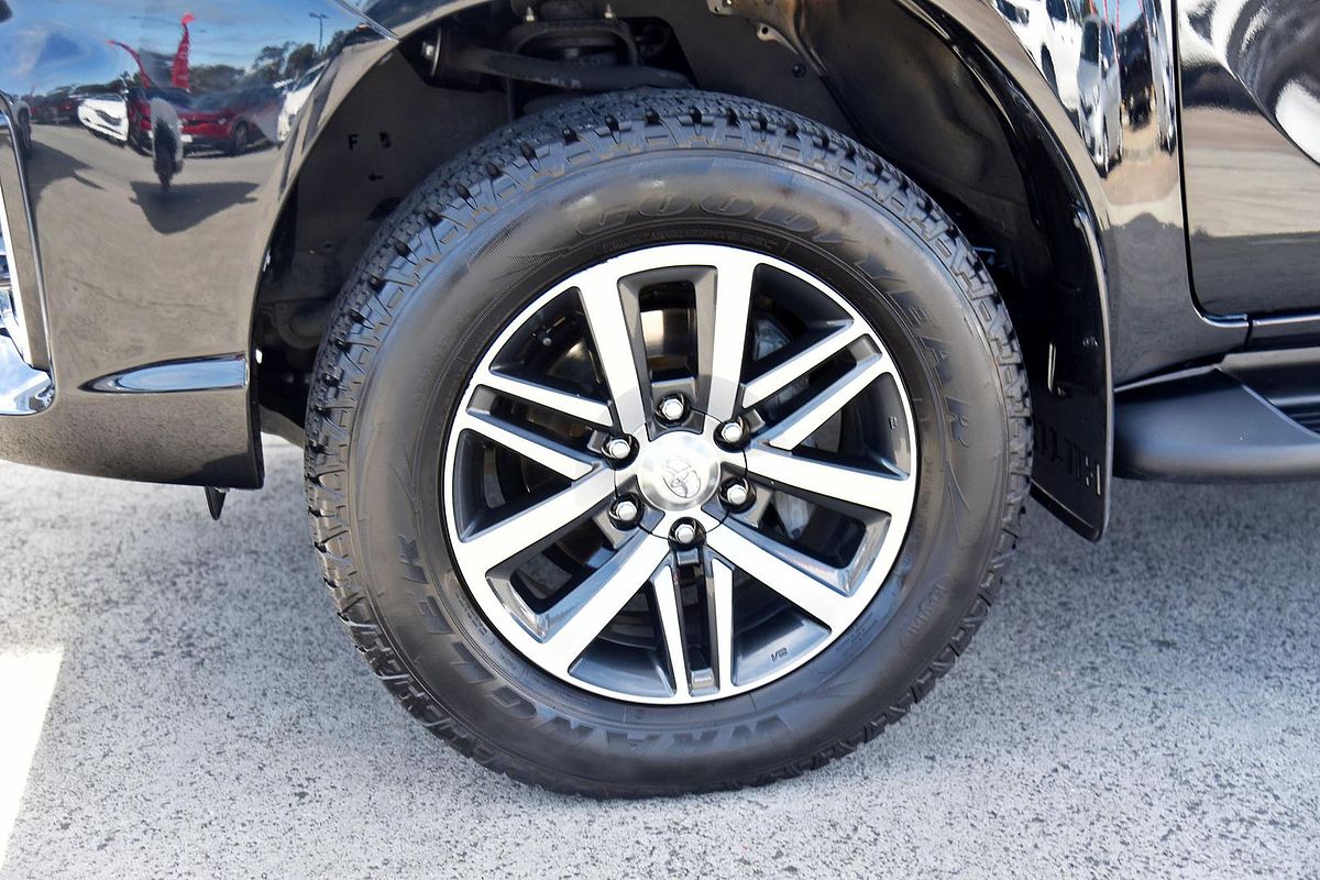 2019 Toyota Hilux SR5 GUN126R 4X4