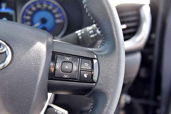 2019 Toyota Hilux SR5 GUN126R 4X4