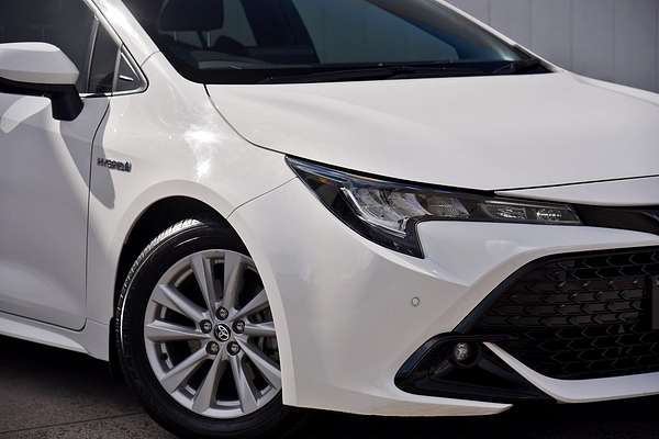 2023 Toyota Corolla SX Hybrid ZWE219R