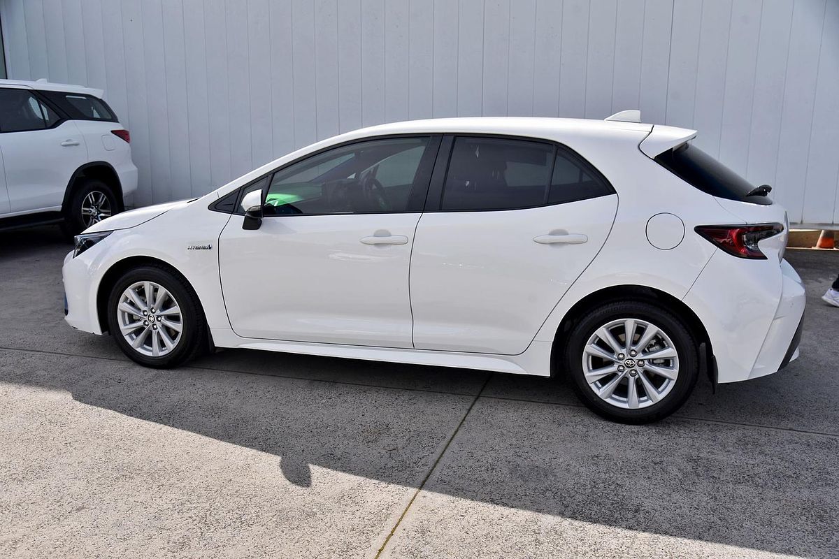 2023 Toyota Corolla SX Hybrid ZWE219R