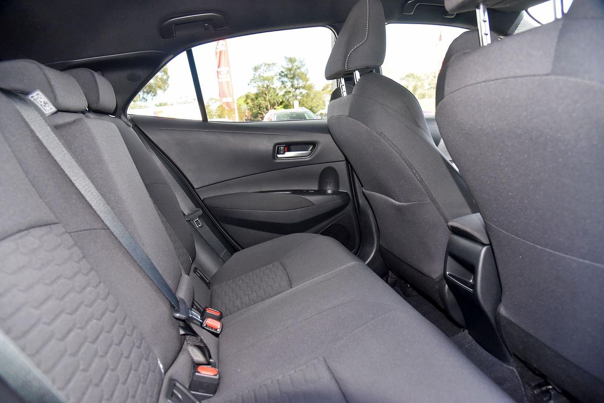 2023 Toyota Corolla SX Hybrid ZWE219R