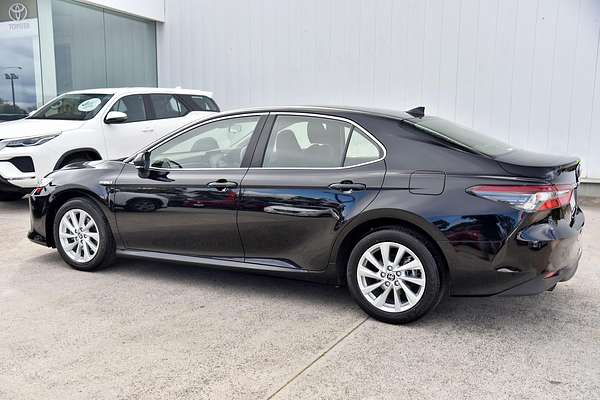 2024 Toyota Camry Ascent AXVH70R