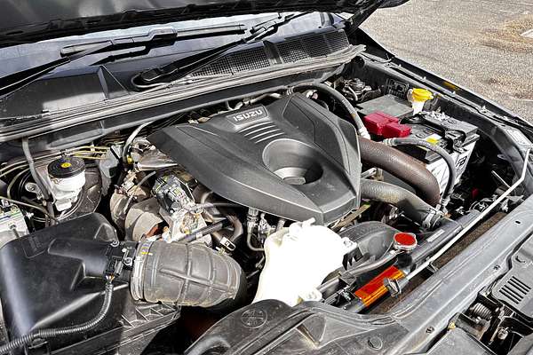 2023 Isuzu MU-X LS-U