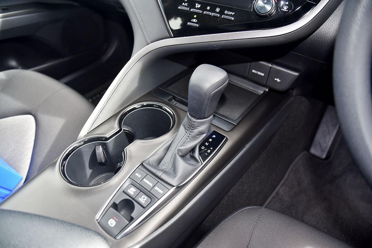 2024 Toyota Camry Ascent AXVH70R