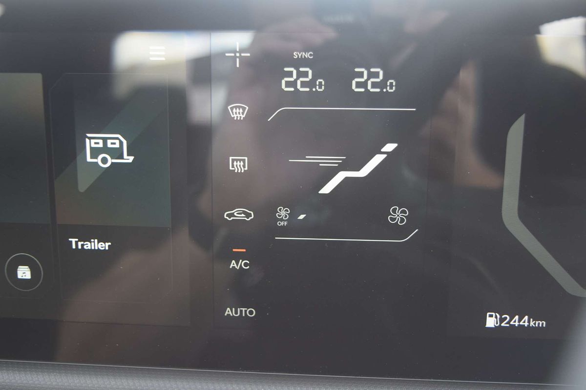 2025 Kia Tasman SX+ TK 4X4