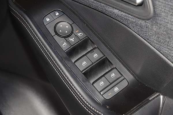 2025 Nissan X-TRAIL ST T33