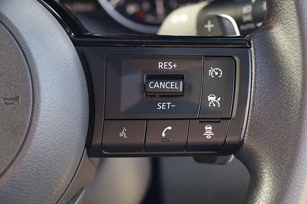 2025 Nissan X-TRAIL ST T33
