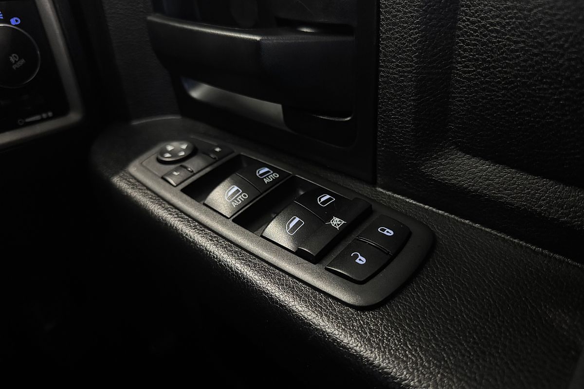 2019 RAM 1500 Express DS 4X4 SWB