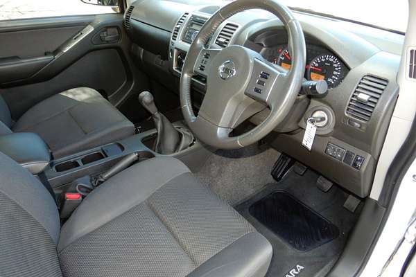 2010 Nissan Navara RX D40 4X4