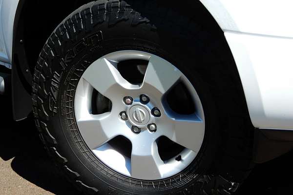 2010 Nissan Navara RX D40 4X4