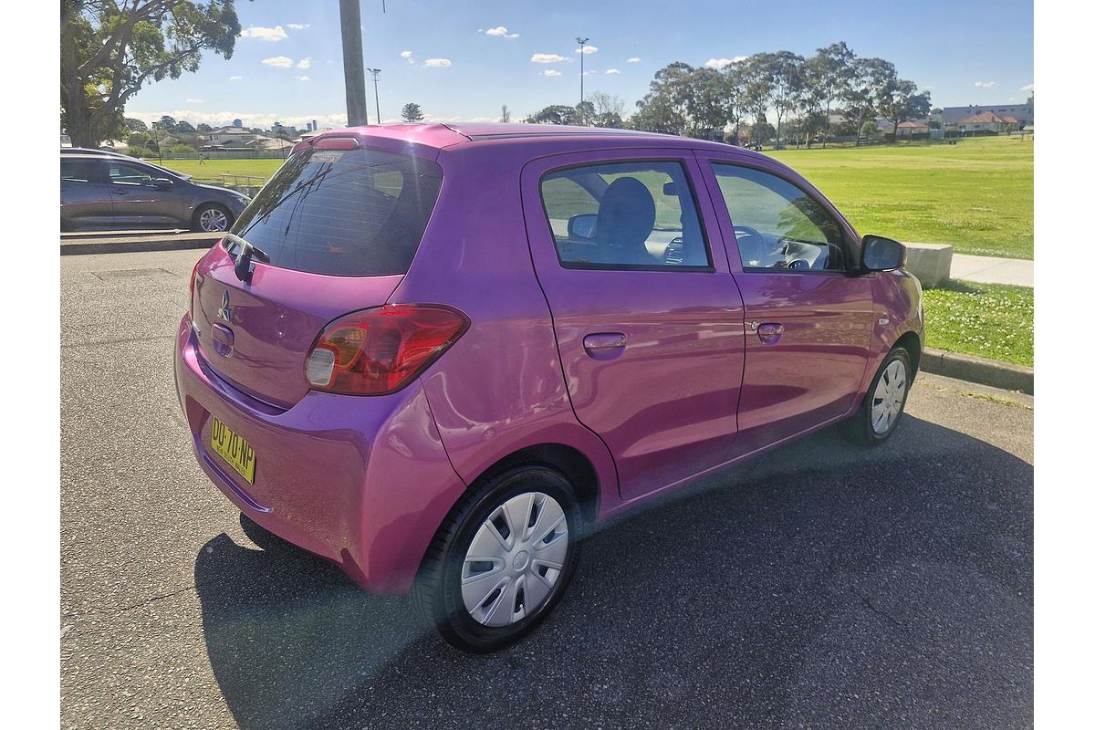2014 Mitsubishi Mirage ES LA