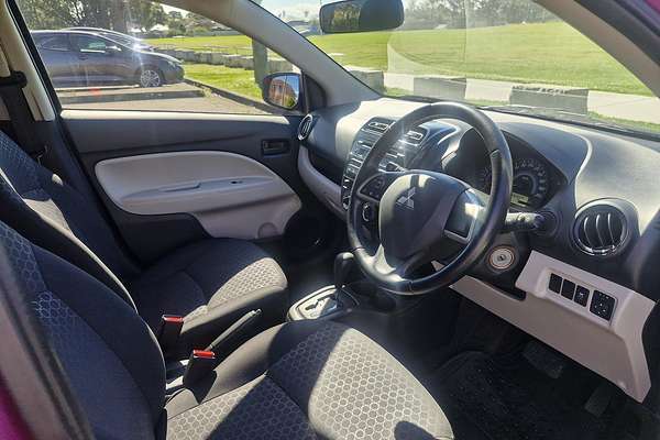 2014 Mitsubishi Mirage ES LA