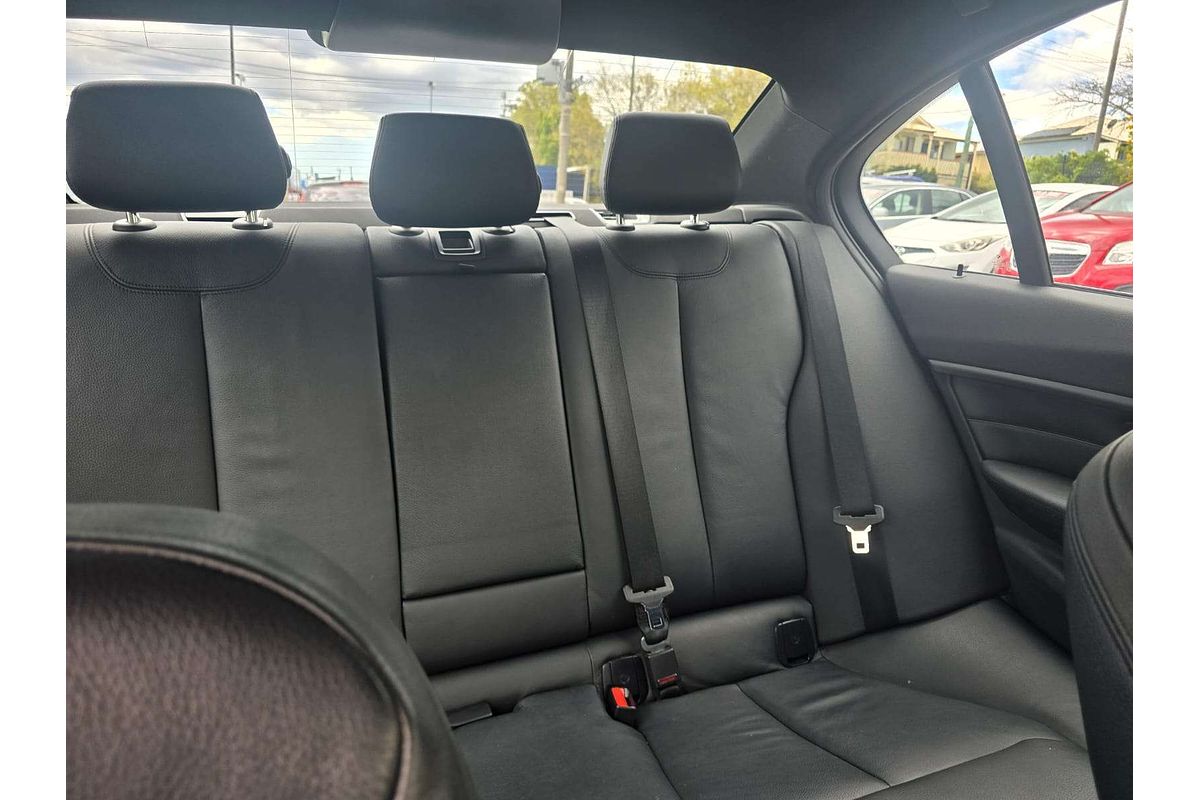 2013 BMW 3 Series 320d F30