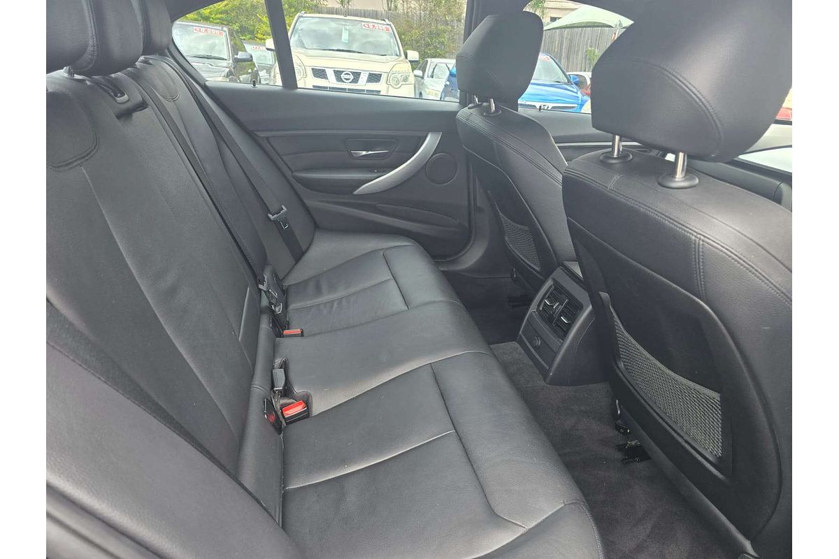 2013 BMW 3 Series 320d F30
