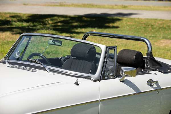 1970 MG B L Mk 2