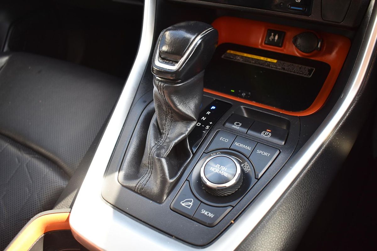 2019 Toyota RAV4 Edge AXAA54R