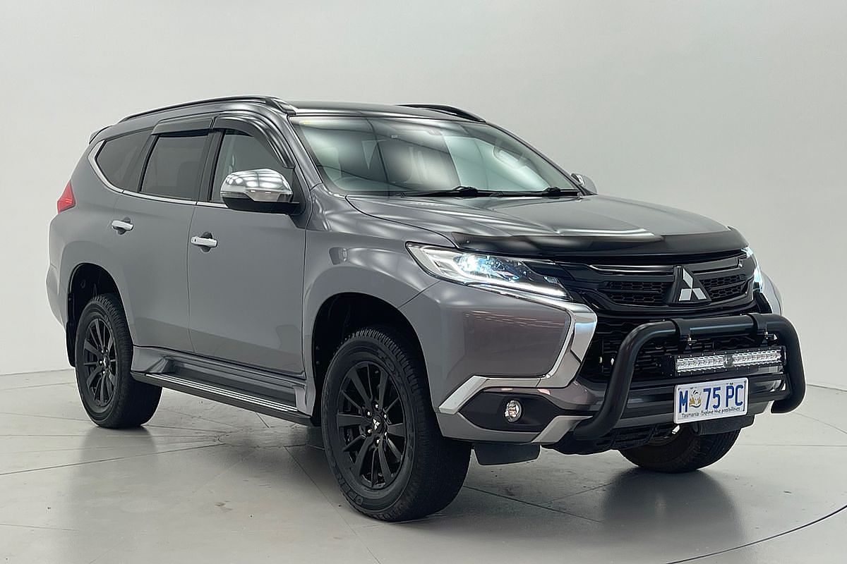 2019 Mitsubishi Pajero Sport Black Edition QE